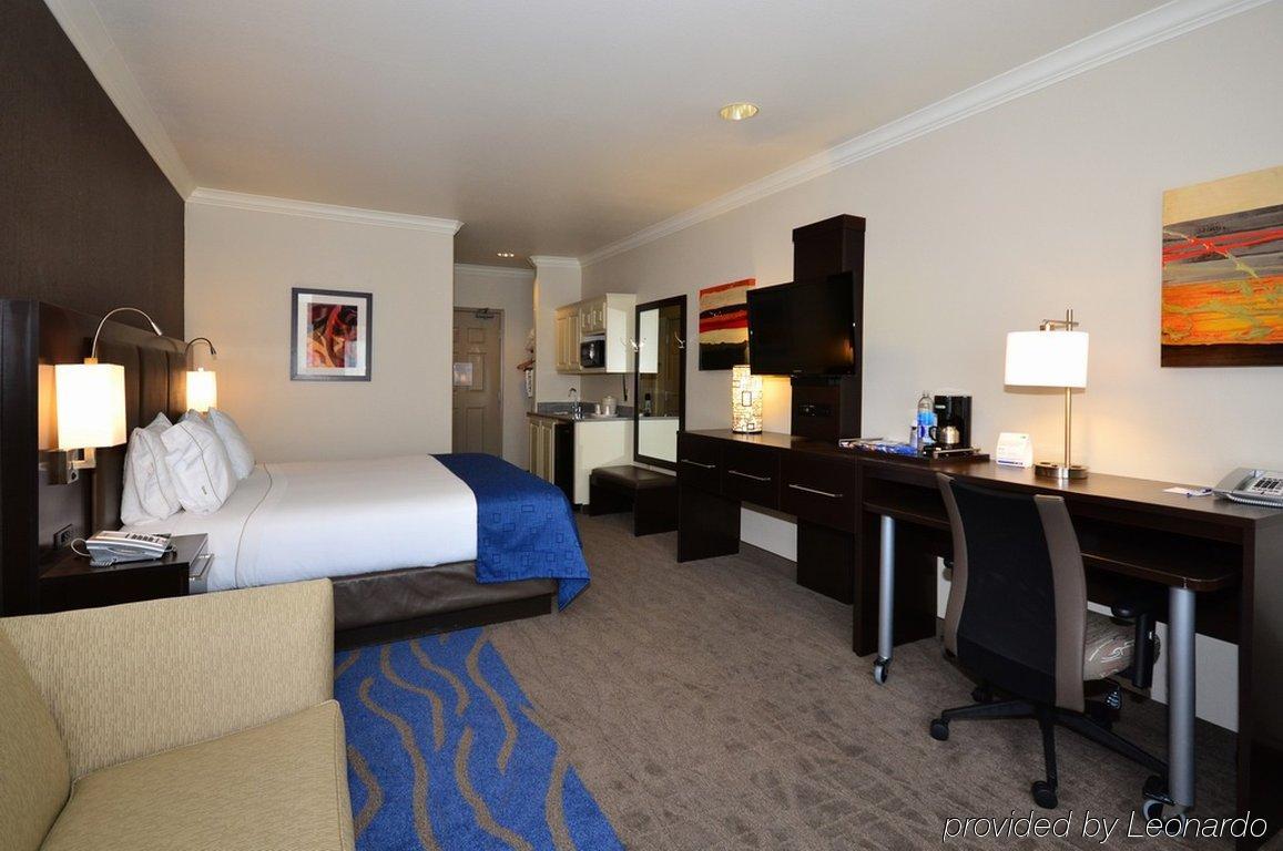 Holiday Inn Express & Suites Santa Clara By Ihg Habitación foto