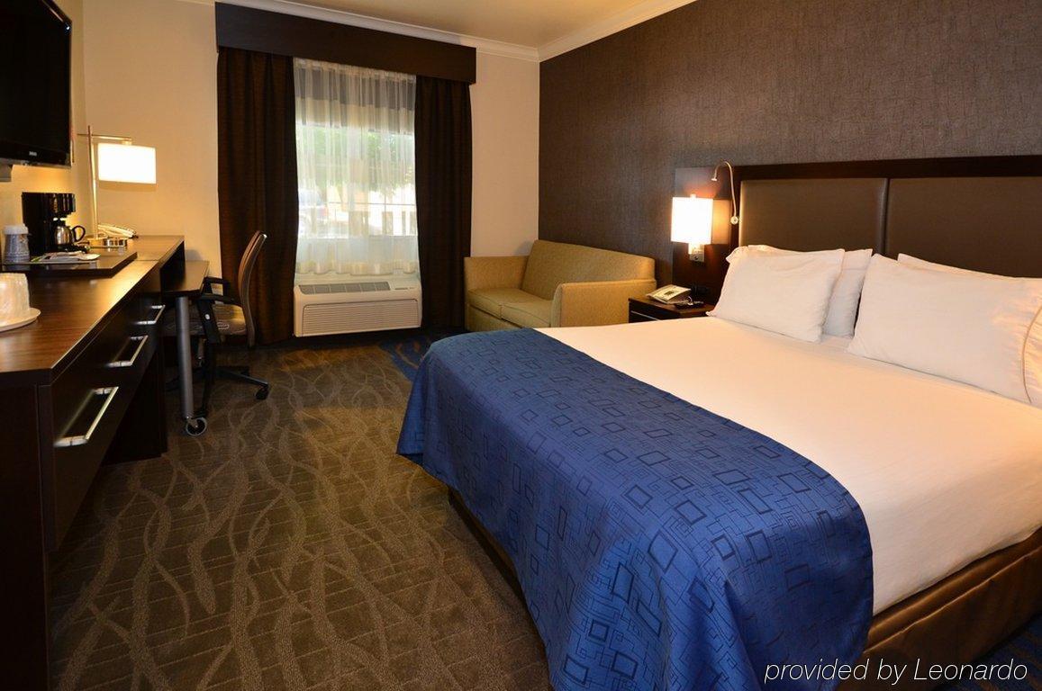 Holiday Inn Express & Suites Santa Clara By Ihg Habitación foto